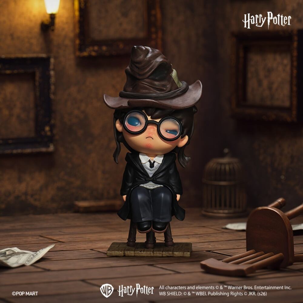 POP MART Hirono x Harry Potter Series - Harry Potter and The Sorting Hat